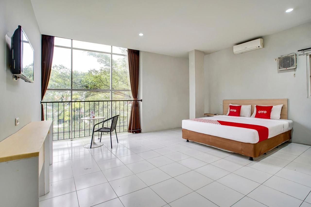 Reddoorz @ Pelajar Pejuang 3 Hotel Bandung Exterior foto