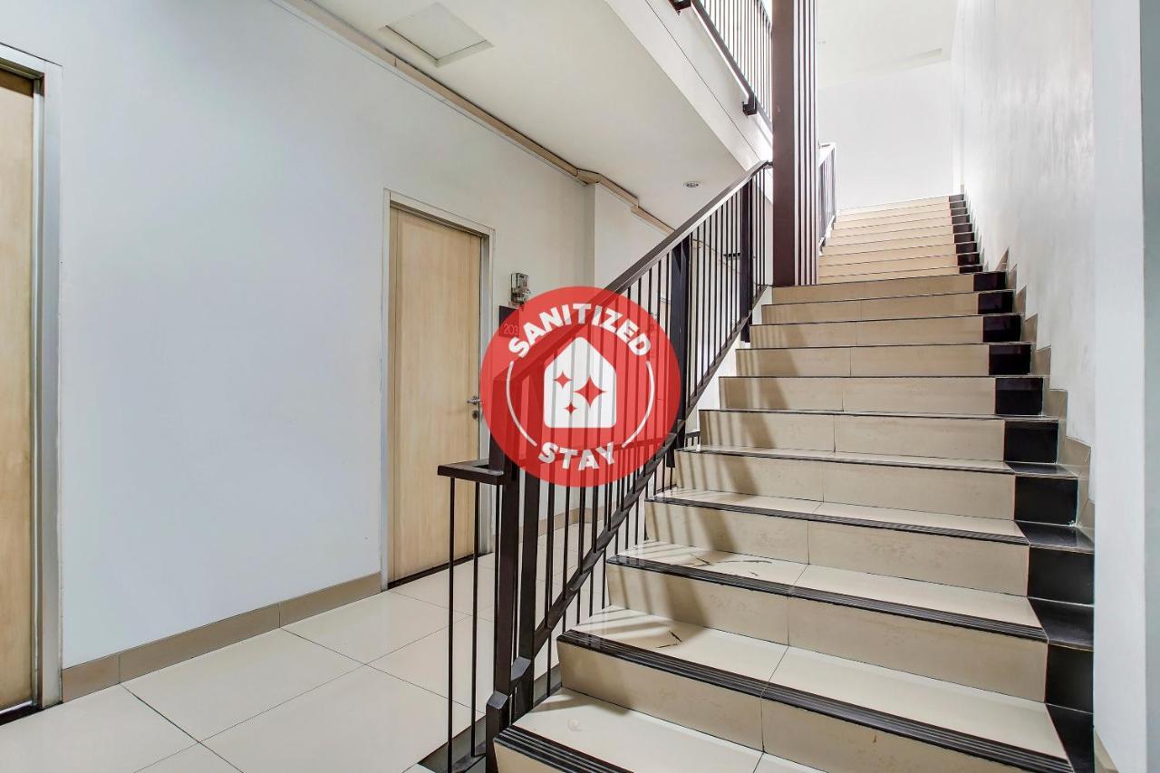 Reddoorz @ Pelajar Pejuang 3 Hotel Bandung Exterior foto