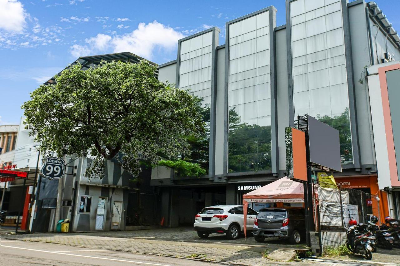 Reddoorz @ Pelajar Pejuang 3 Hotel Bandung Exterior foto