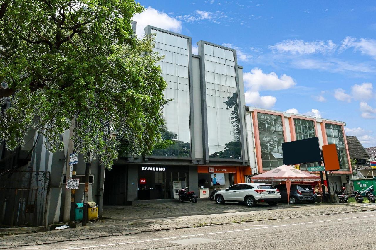 Reddoorz @ Pelajar Pejuang 3 Hotel Bandung Exterior foto
