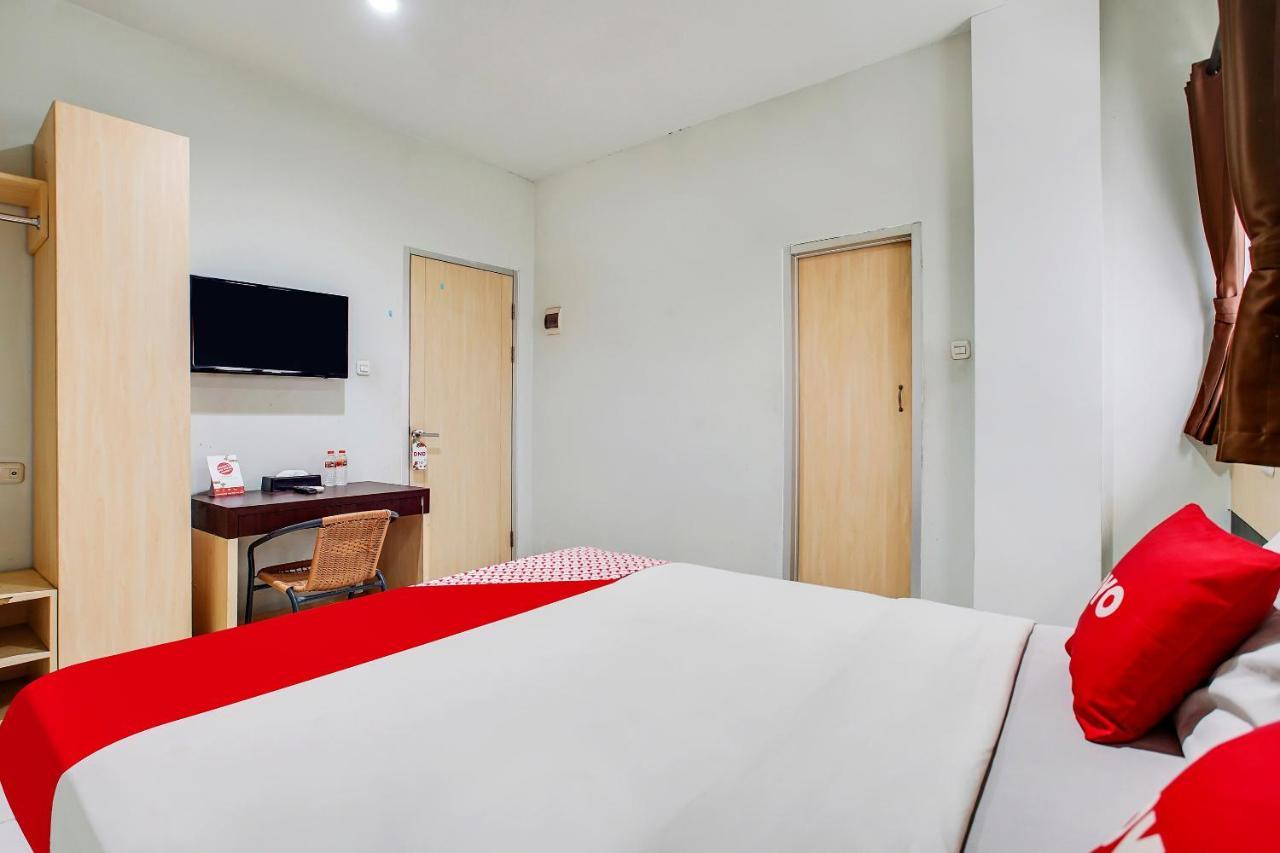 Reddoorz @ Pelajar Pejuang 3 Hotel Bandung Exterior foto