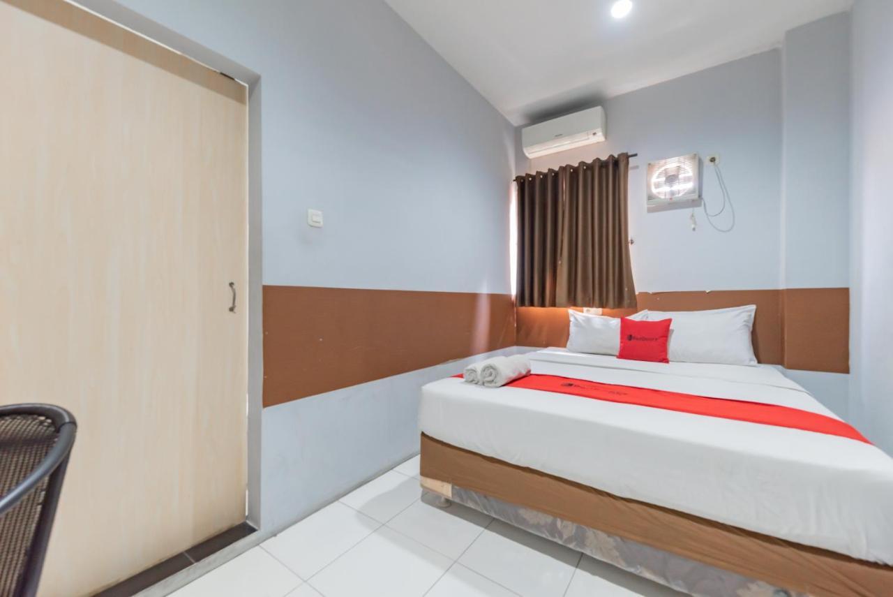 Reddoorz @ Pelajar Pejuang 3 Hotel Bandung Exterior foto